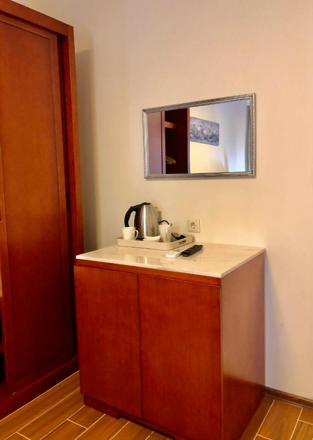 Art Green Boutique Hotel Varna Bagian luar foto
