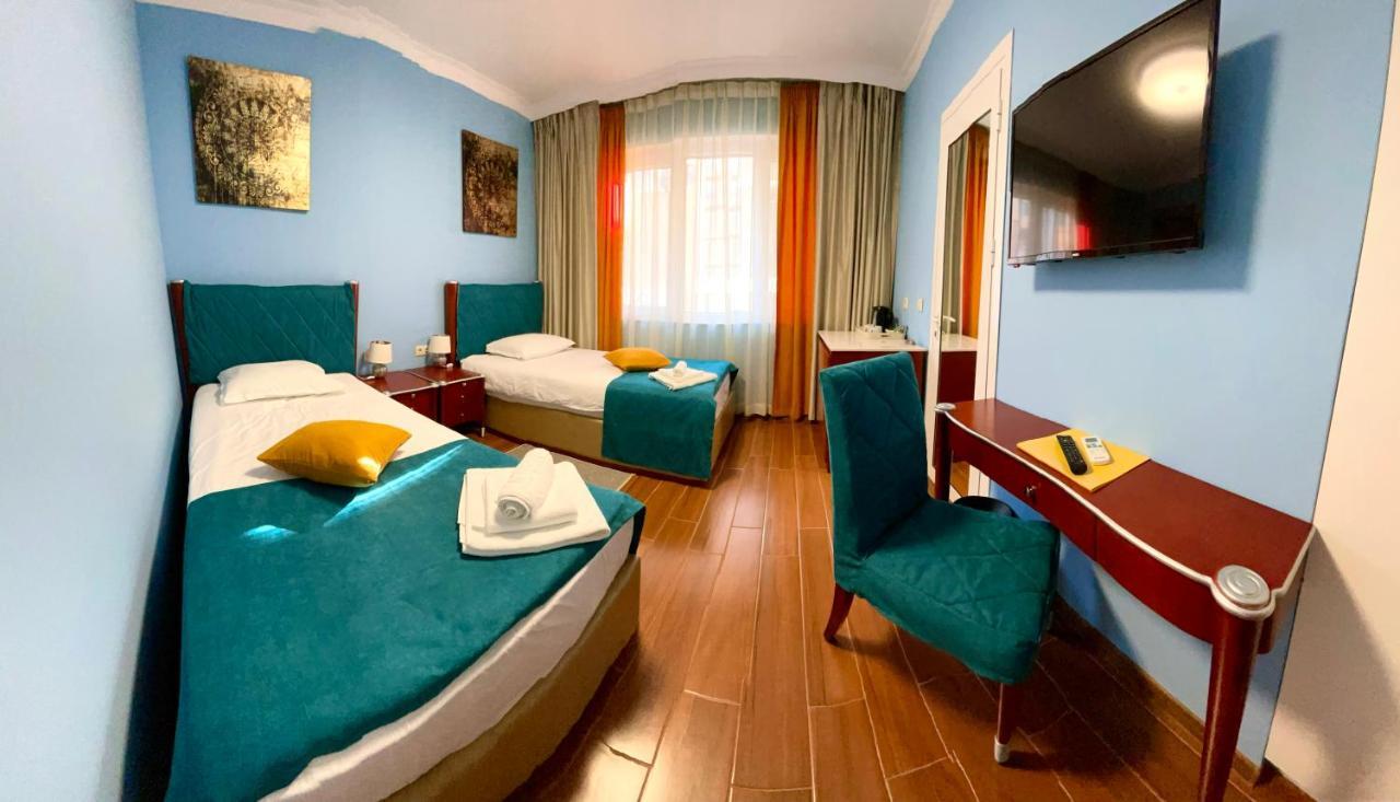 Art Green Boutique Hotel Varna Bagian luar foto