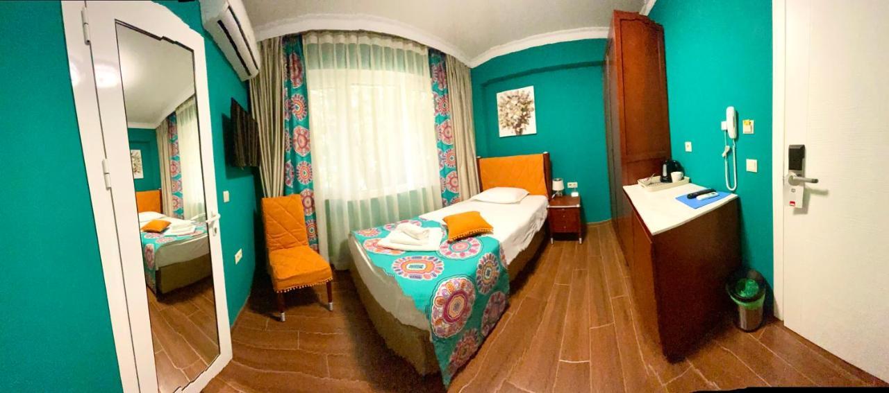 Art Green Boutique Hotel Varna Bagian luar foto