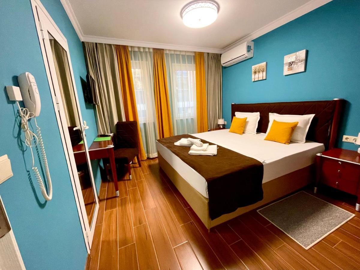 Art Green Boutique Hotel Varna Bagian luar foto