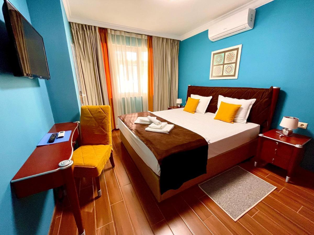 Art Green Boutique Hotel Varna Bagian luar foto