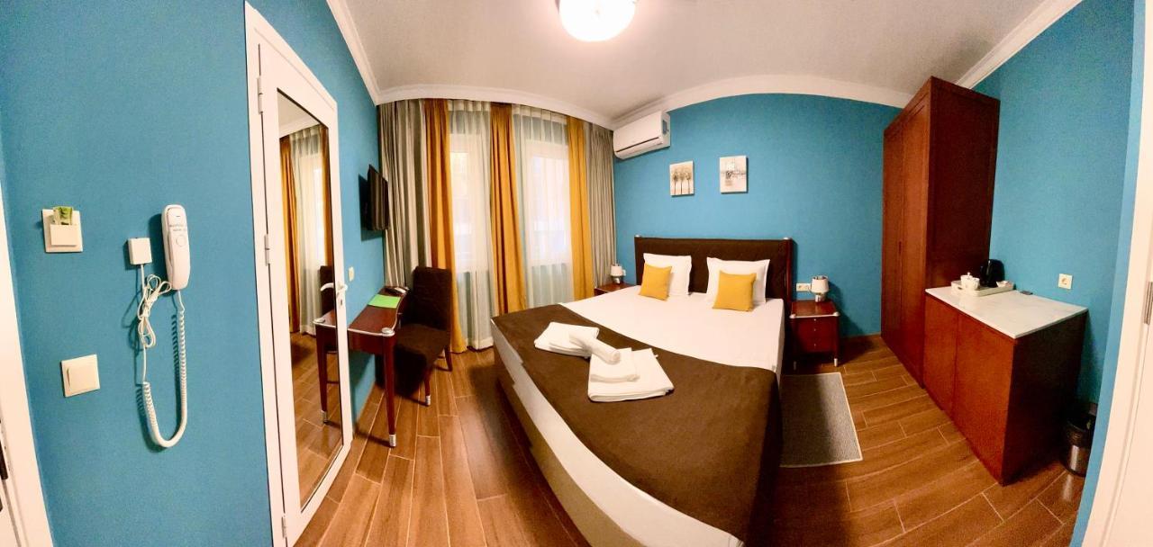 Art Green Boutique Hotel Varna Bagian luar foto