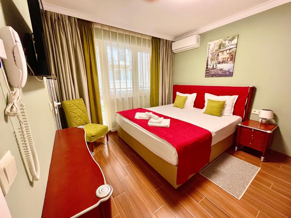 Art Green Boutique Hotel Varna Bagian luar foto