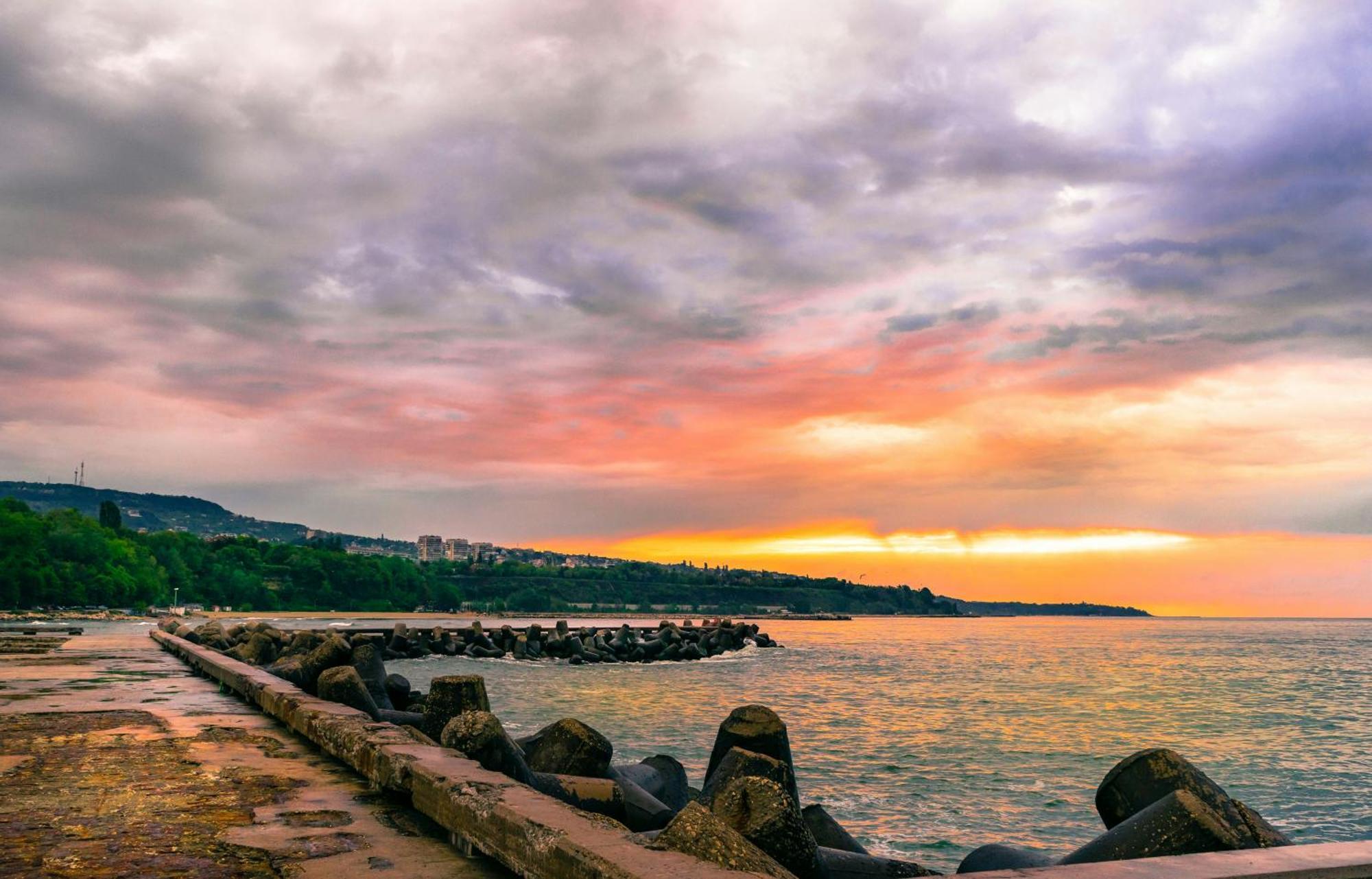 Art Green Boutique Hotel Varna Bagian luar foto